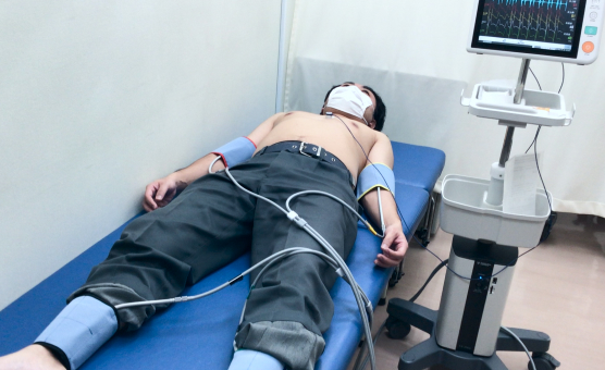 血圧脈波検査(ABI/CAVI)風景